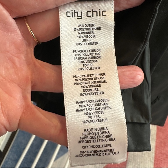 City Chic Black Faux Leather Royalty Double Breasted Blazer Size XL 22 NWT Edgy - Picture 7 of 13